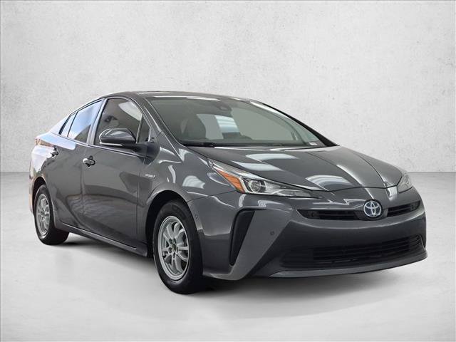 Used 2022 Toyota Prius LE FWD image 3