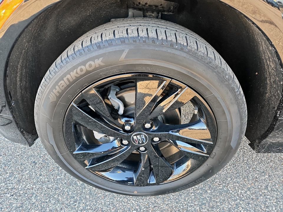 Used 2024 Buick Encore GX Sport Touring image 36