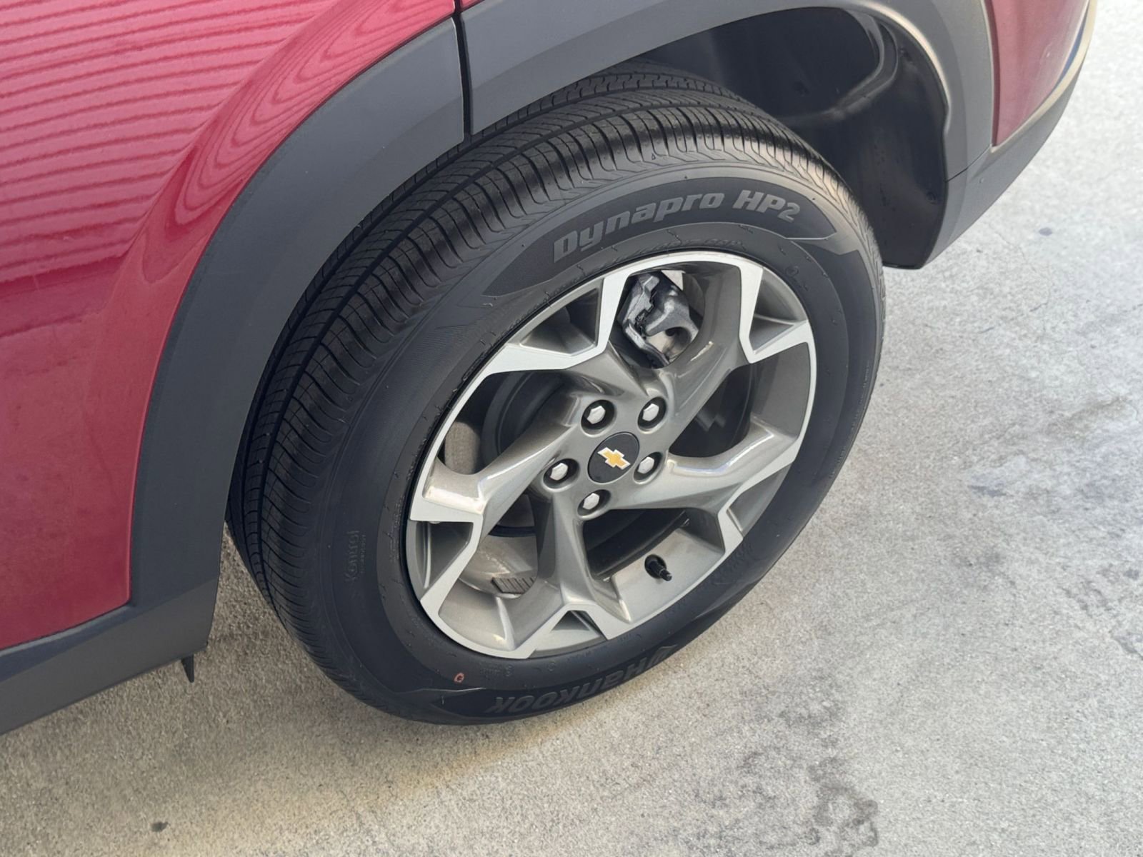 Used 2025 Chevrolet Trax LT image 30