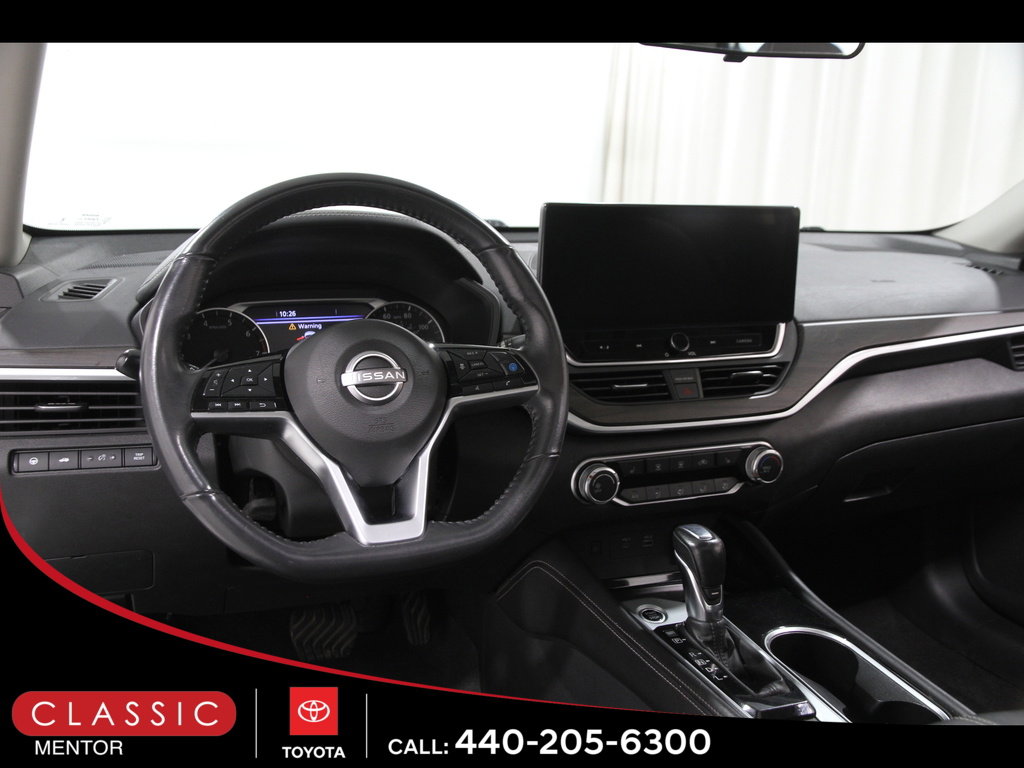 Used 2023 Nissan Altima 2.5 SV w/ SV Premium Package image 6