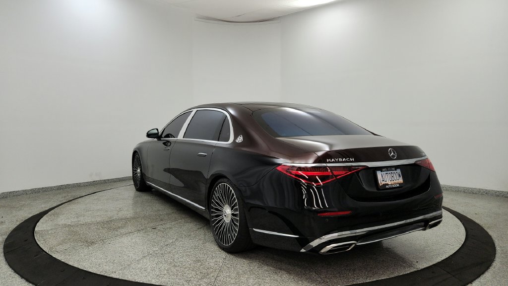 Used 2022 Mercedes-Benz Maybach S 580 4MATIC image 3