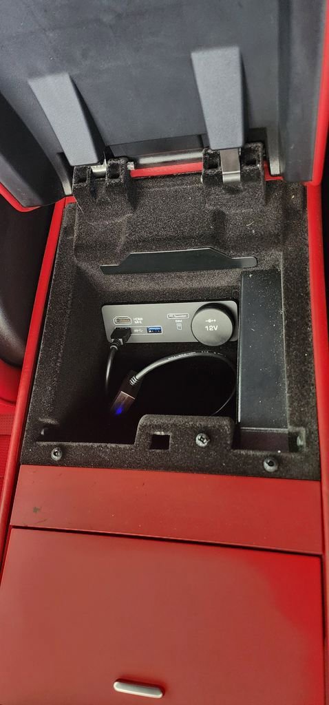 Used 2018 Jaguar F-TYPE R image 36