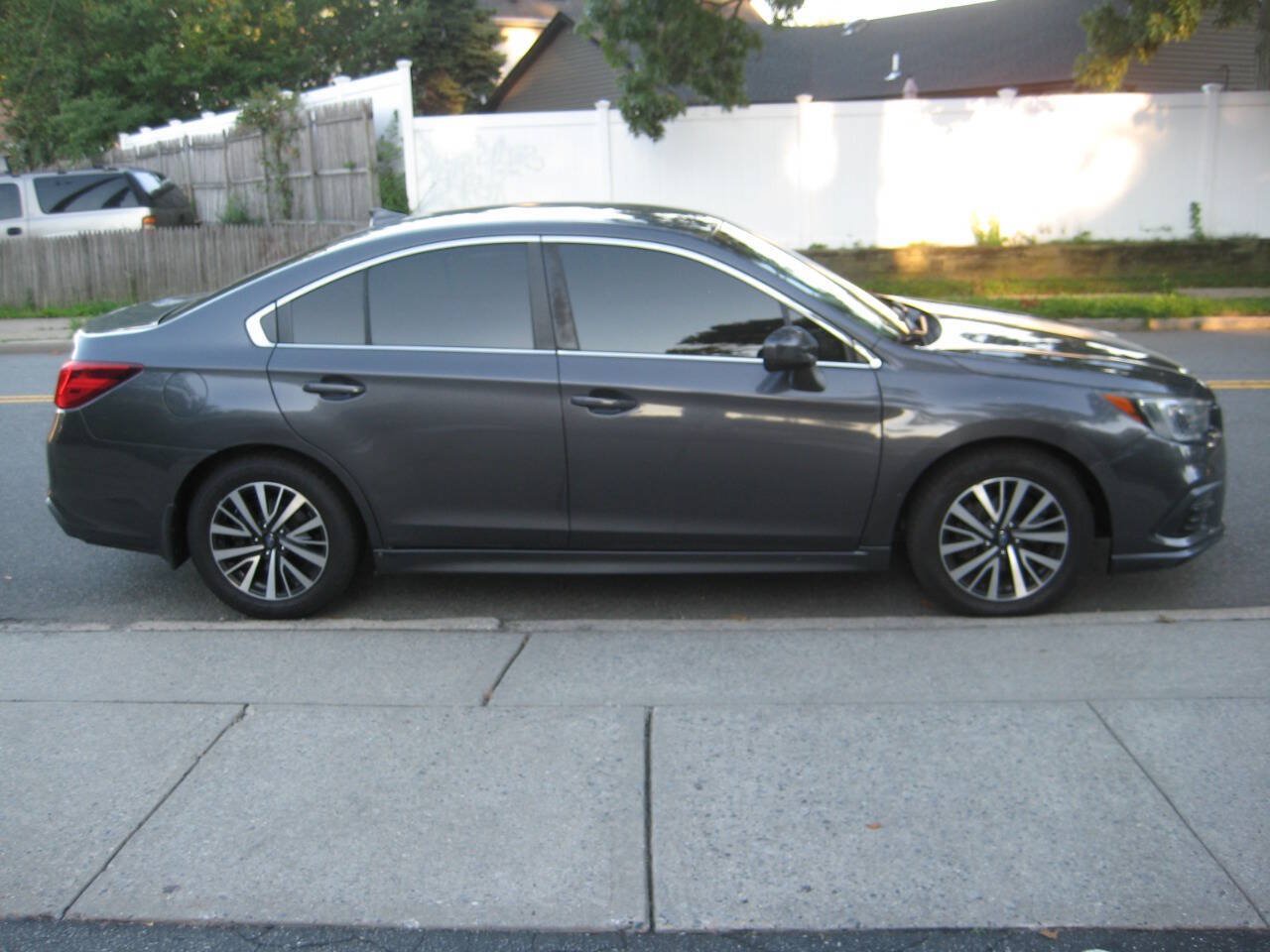 Used 2019 Subaru Legacy 2.5i Premium AWD/4WD image 8