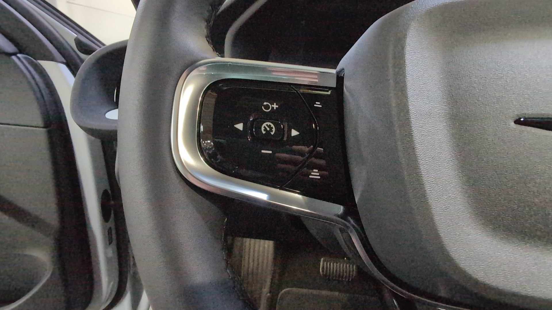 Certified 2024 Polestar Polestar 2 AWD/4WD image 10