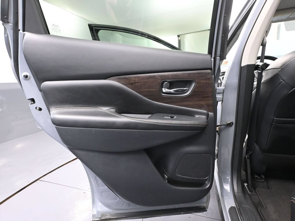 Used 2024 Nissan Murano Platinum AWD/4WD image 39