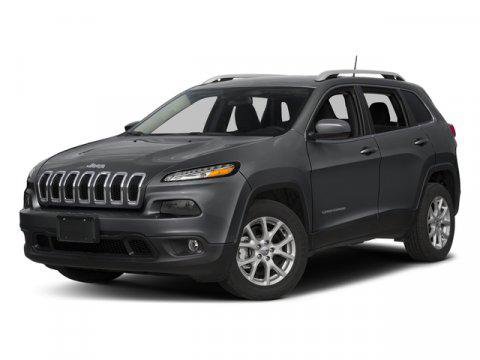 Used 2018 Jeep Cherokee Latitude w/ Altitude Package