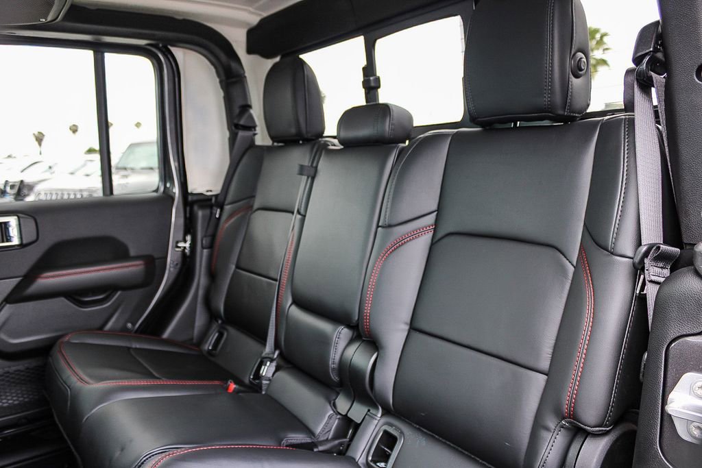 New 2026 Jeep Gladiator Rubicon AWD/4WD image 19