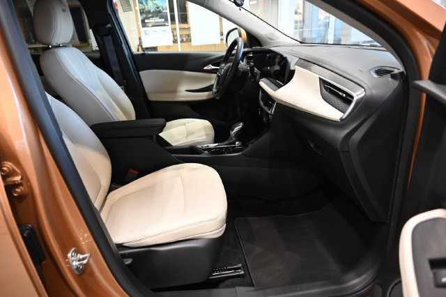 Used 2024 Buick Encore GX Sport Touring FWD image 10