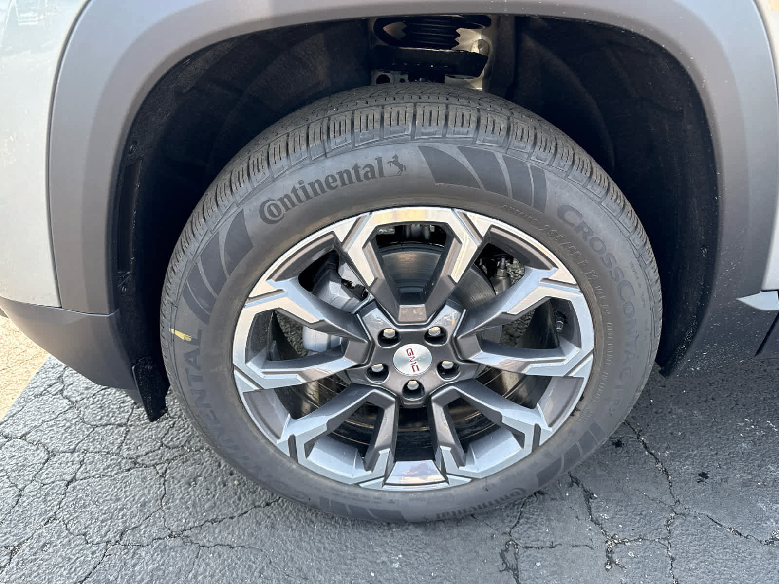 New 2027 GMC Terrain Elevation w/ Elevation Premium Package AWD/4WD image 9