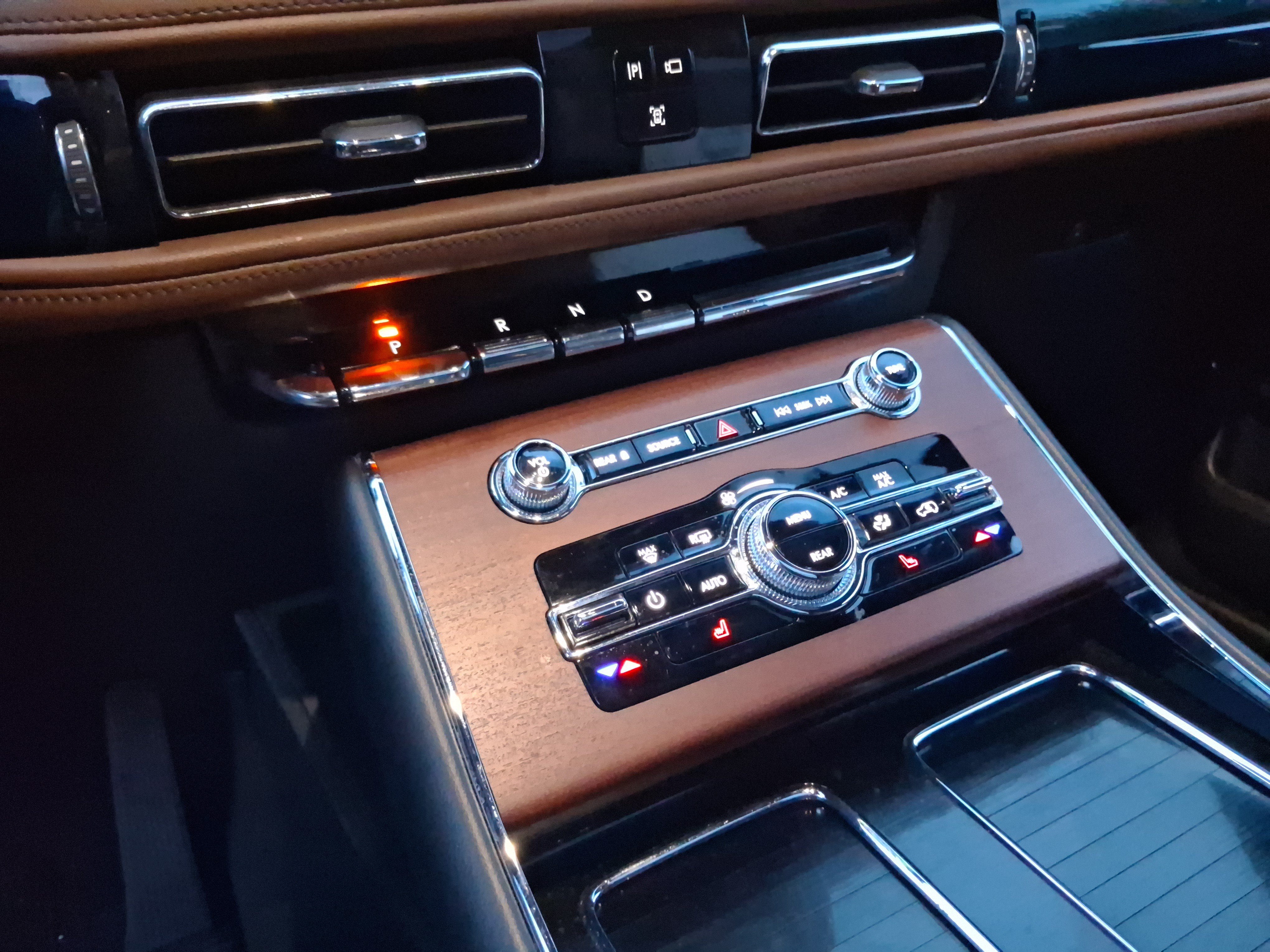 Certified 2023 Lincoln Aviator Reserve RWD image 19