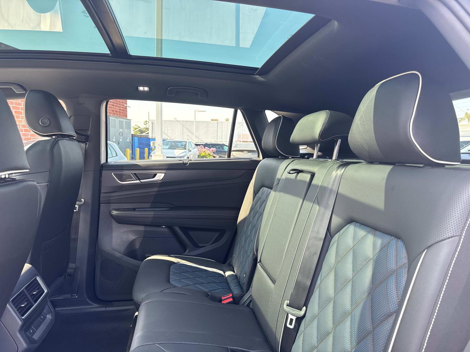 New 2025 Volkswagen Atlas Cross Sport SEL Premium R-Line image 15