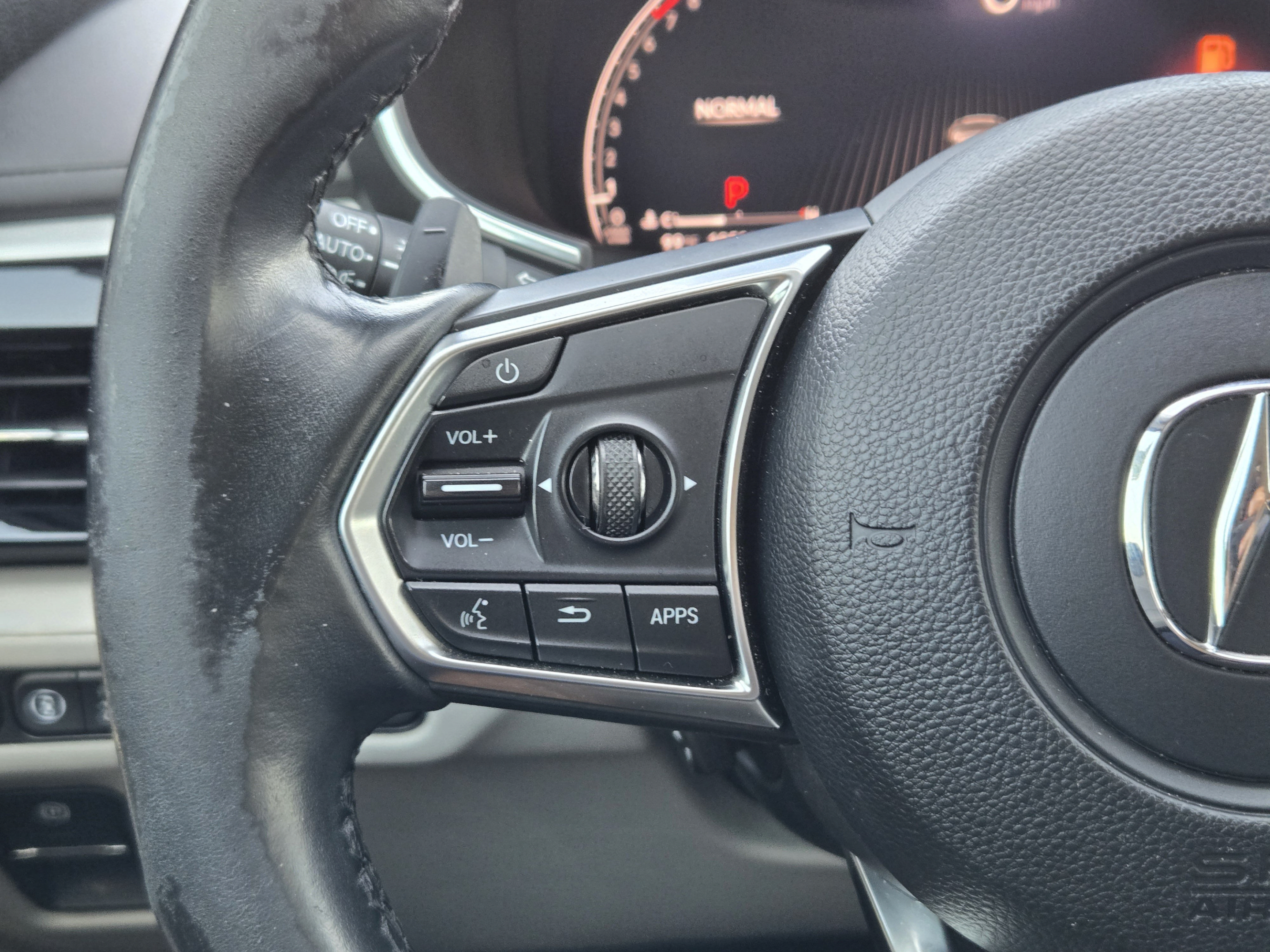 Used 2022 Acura MDX w/ Technology Package FWD image 25