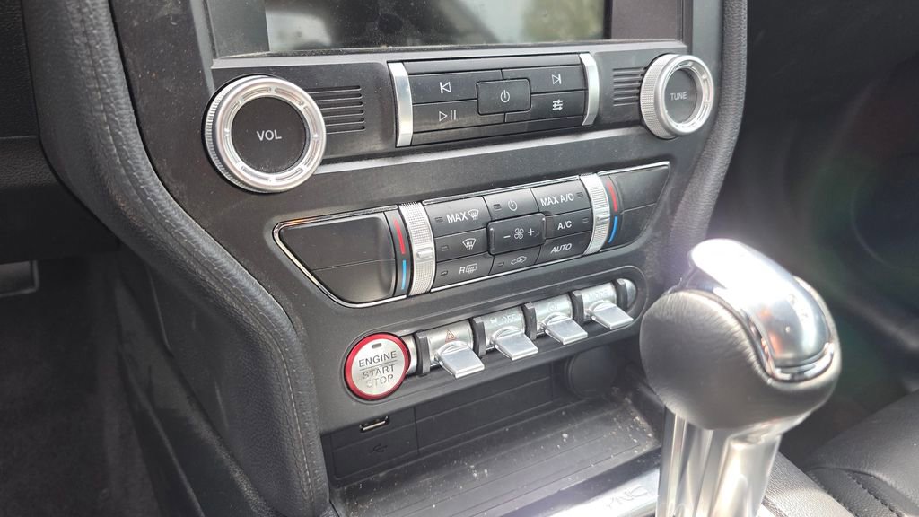 Used 2022 Ford Mustang Coupe w/ Equipment Group 101A image 18