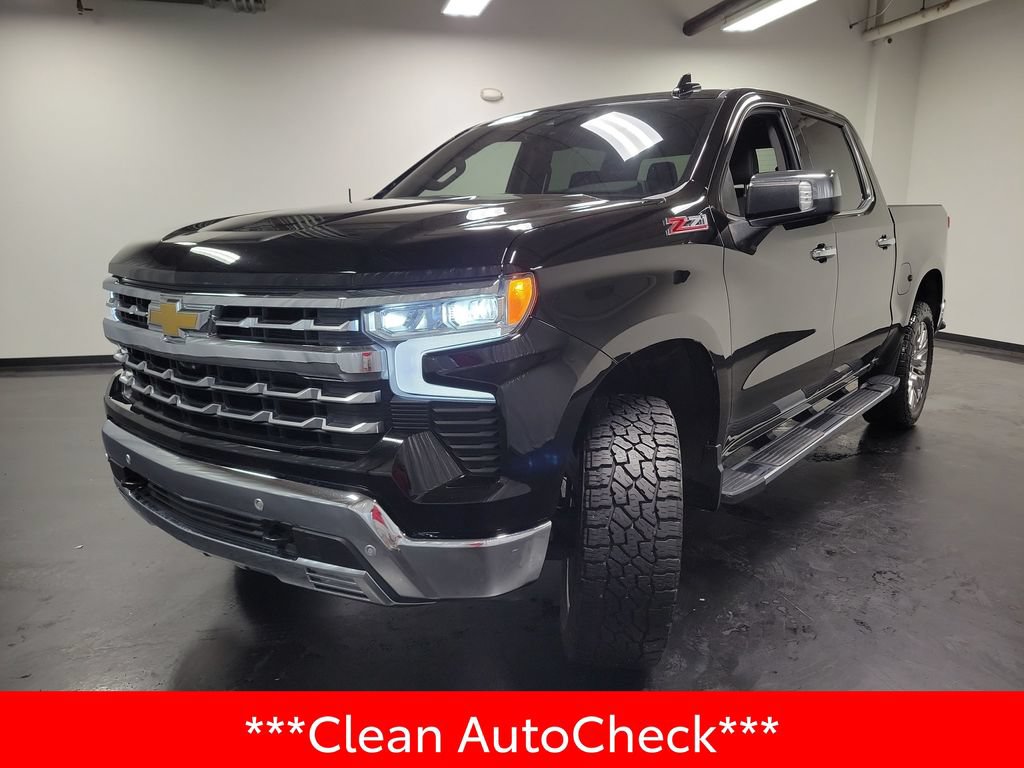 Used 2023 Chevrolet Silverado 1500 LTZ AWD/4WD image 4
