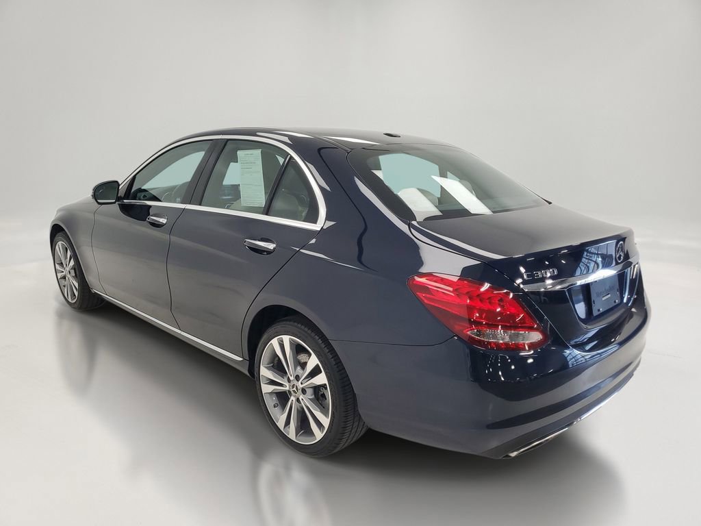 Used 2018 Mercedes-Benz C 300 4MATIC Sedan image 5