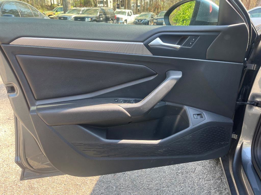 Used 2019 Volkswagen Jetta S w/ Driver Assistance Package image 18