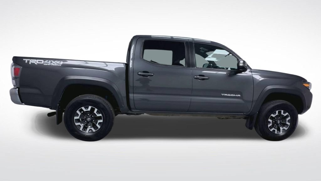Certified 2023 Toyota Tacoma TRD Off-Road AWD/4WD image 25