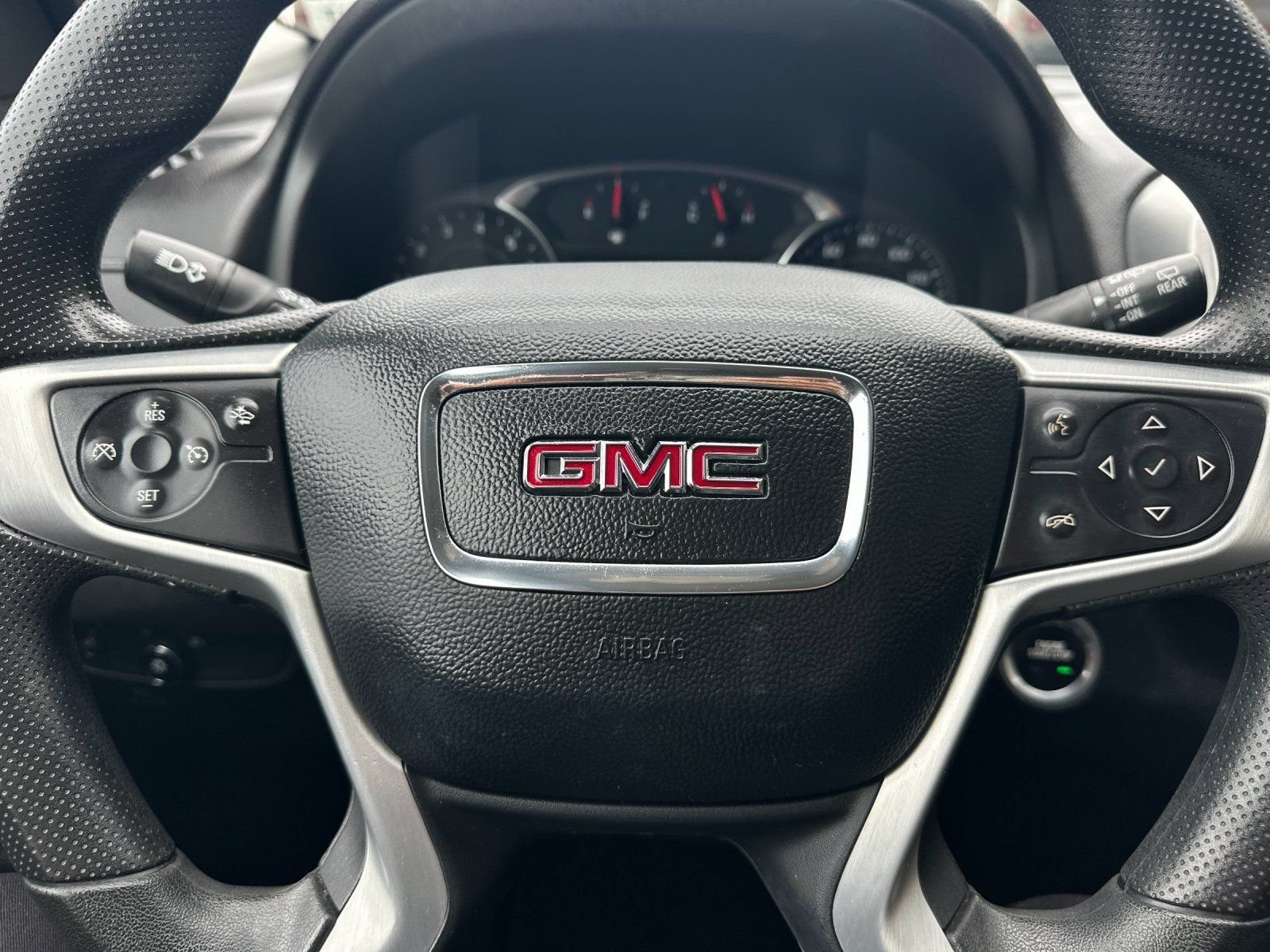 Used 2023 GMC Terrain SLE w/ Driver Convenience Package FWD image 22
