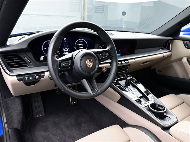 Certified 2025 Porsche 911 Carrera image 4