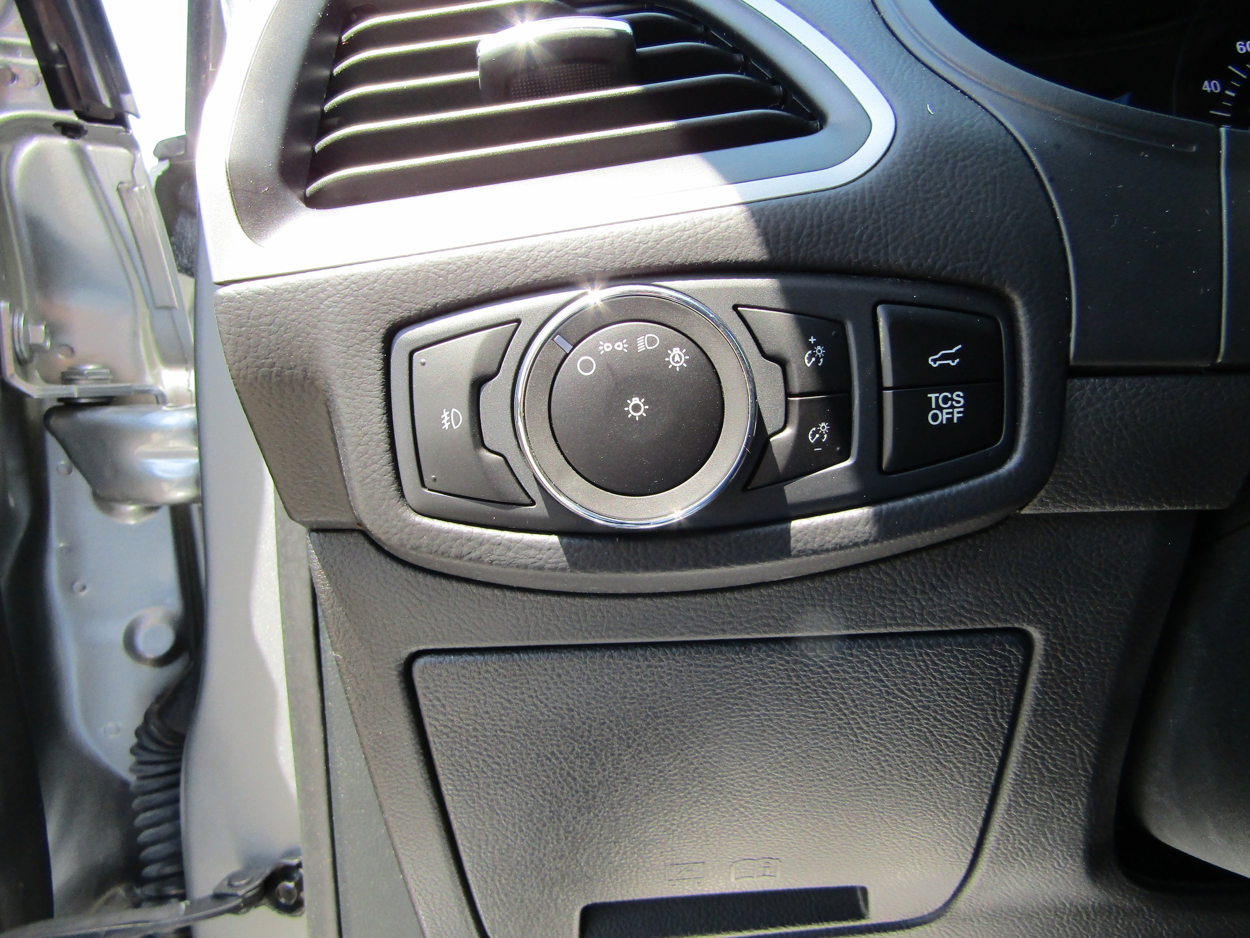 Used 2023 Ford Edge SEL w/ Convenience Package AWD/4WD image 19