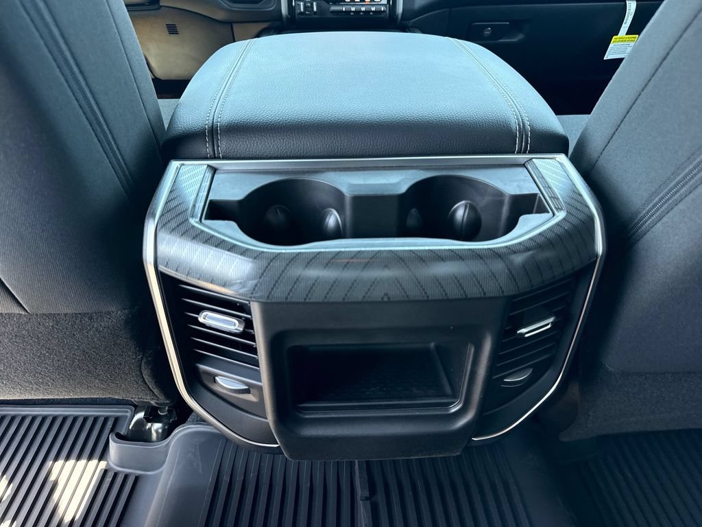New 2026 RAM 2500 Big Horn AWD/4WD image 10