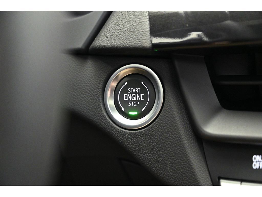 New 2025 Cadillac CT4 V w/ Super Cruise Package image 37