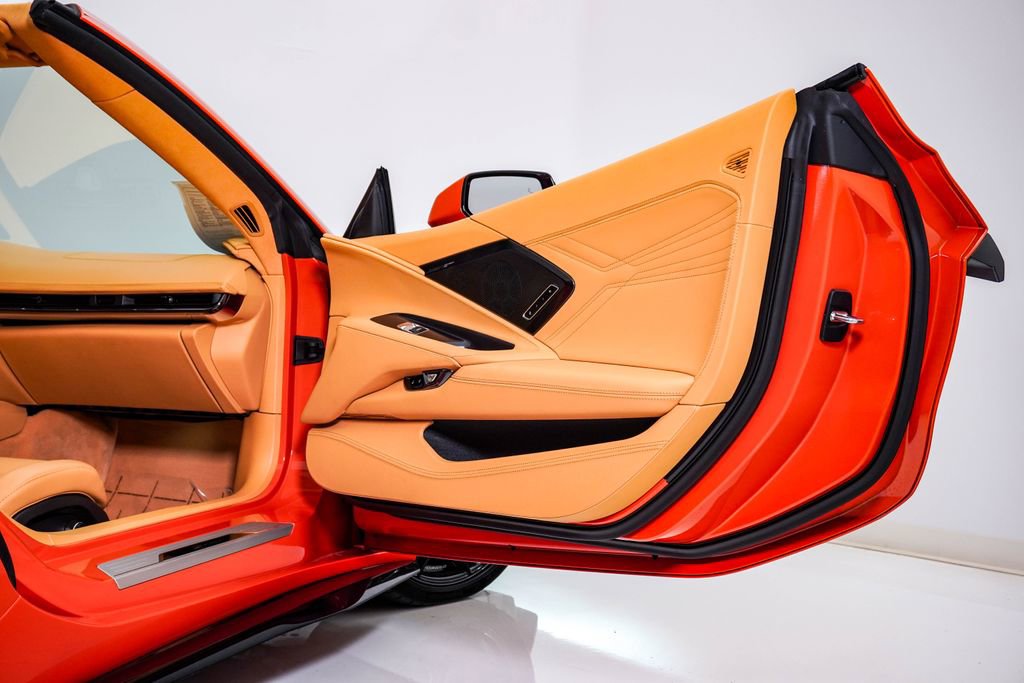 Used 2025 Chevrolet Corvette Z06 w/ Z07 Performance Package RWD image 23