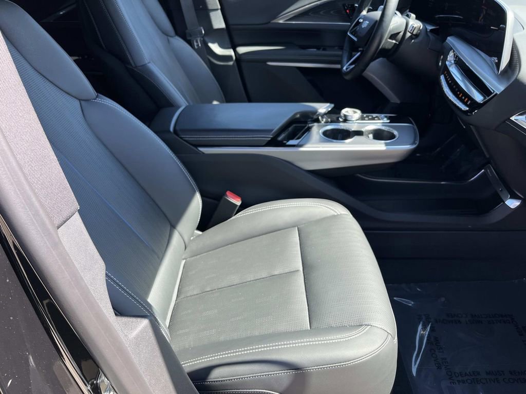 Certified 2024 Cadillac Lyriq Luxury w/ LPO, Floor Liner Package image 23