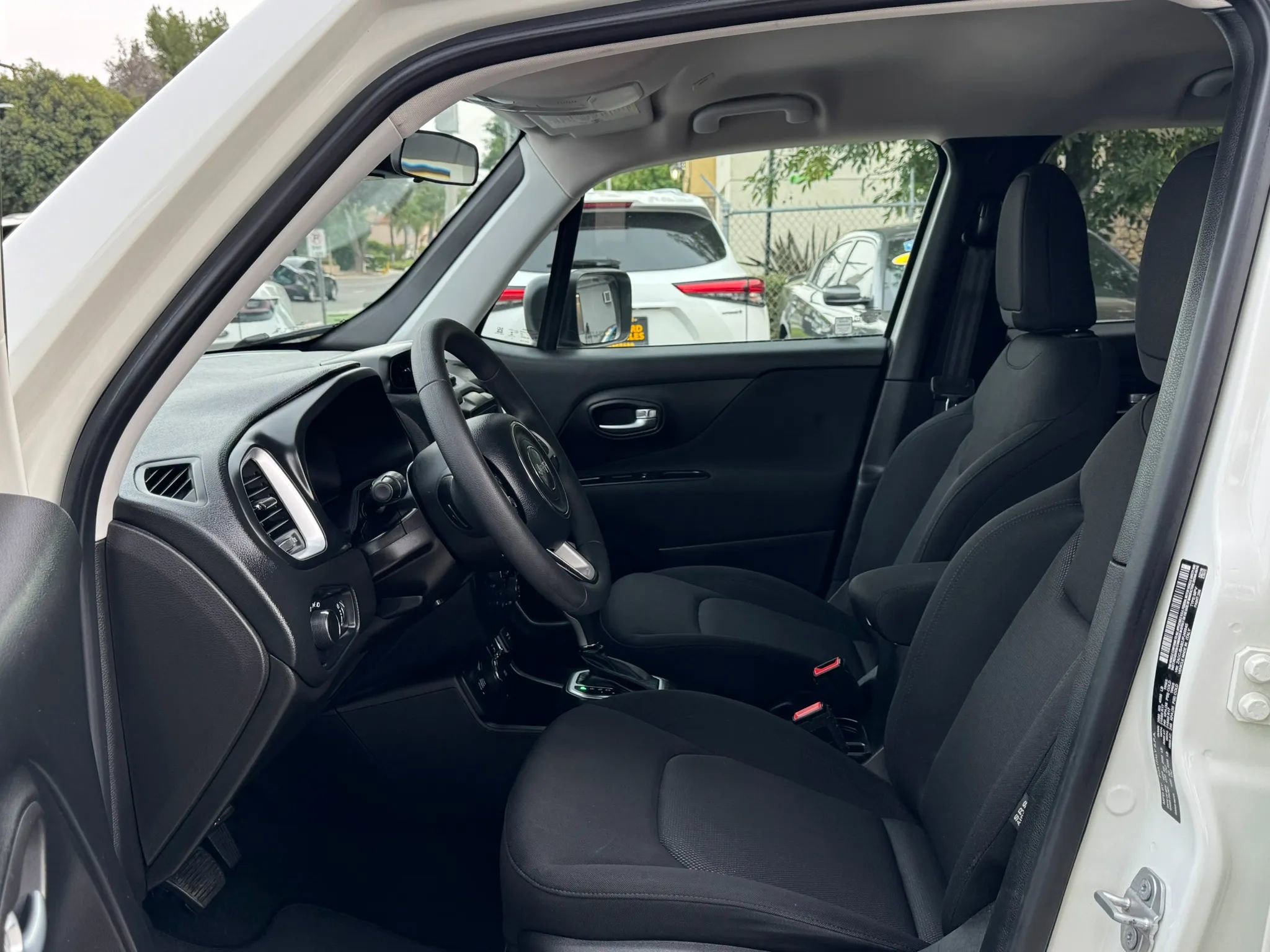 Used 2018 Jeep Renegade Sport w/ Power & Air Group AWD/4WD image 12