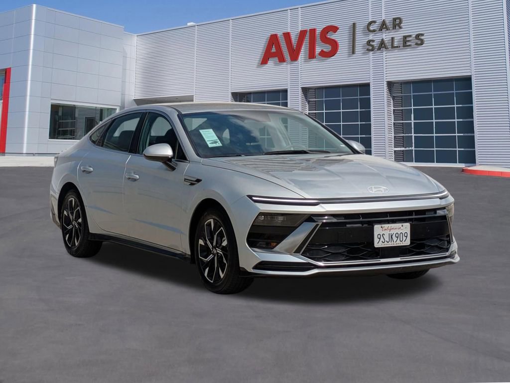 Used 2025 Hyundai Sonata SEL image 3