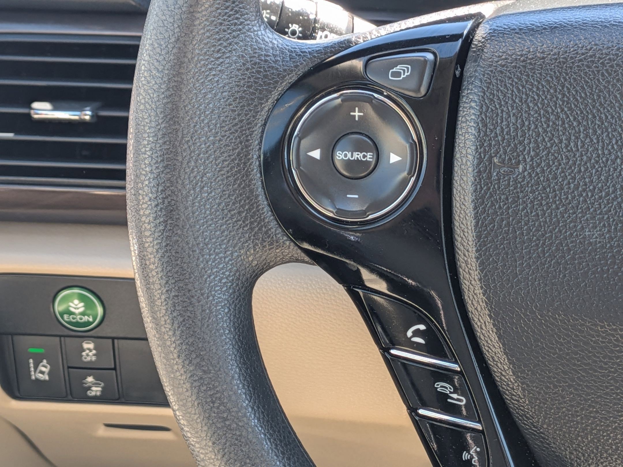 Used 2017 Honda Accord Base image 17