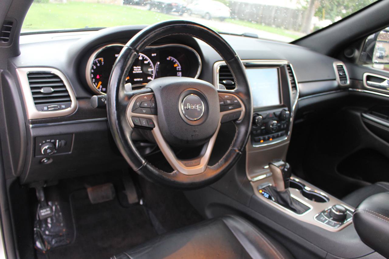 Used 2016 Jeep Grand Cherokee Limited AWD/4WD image 17