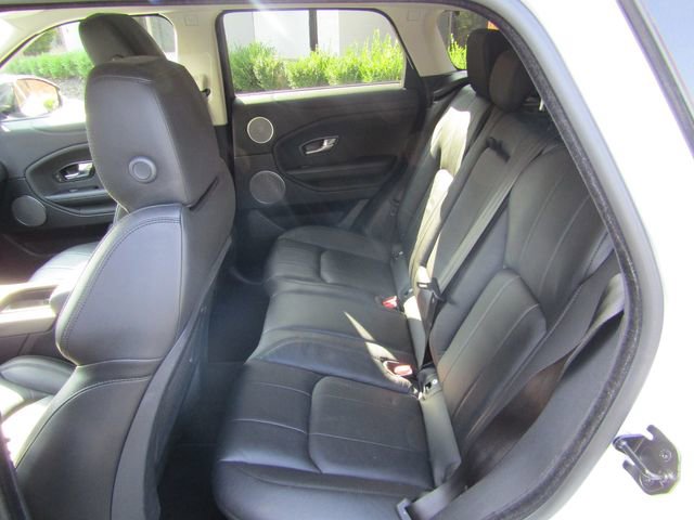 Used 2018 Land Rover Range Rover Evoque SE image 13