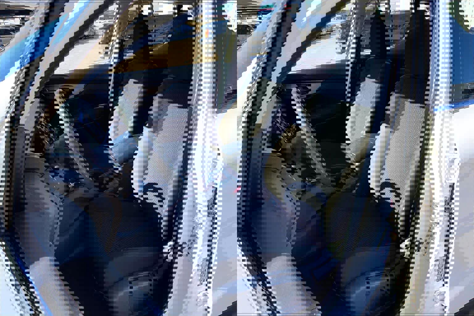 Used 2022 Nissan Rogue Sport S image 7