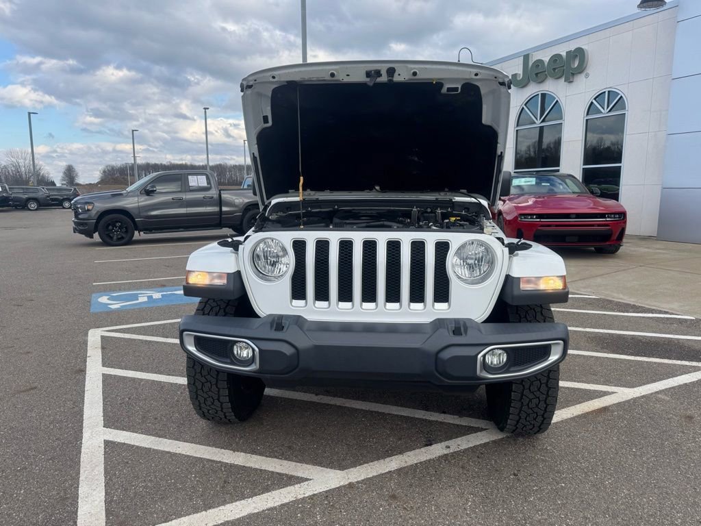 Used 2019 Jeep Wrangler Unlimited Sahara image 11