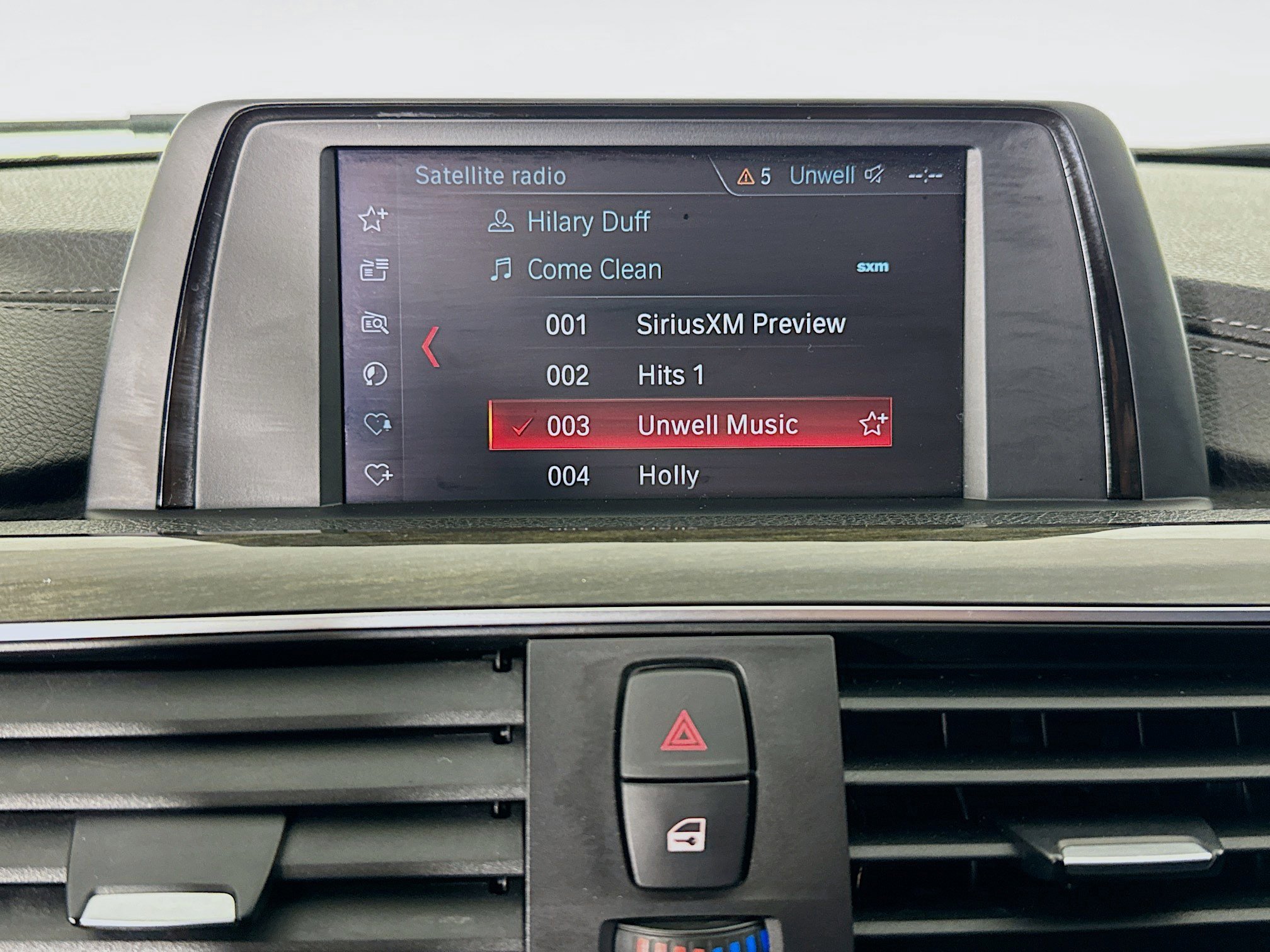 Used 2018 BMW 330i Sedan image 17