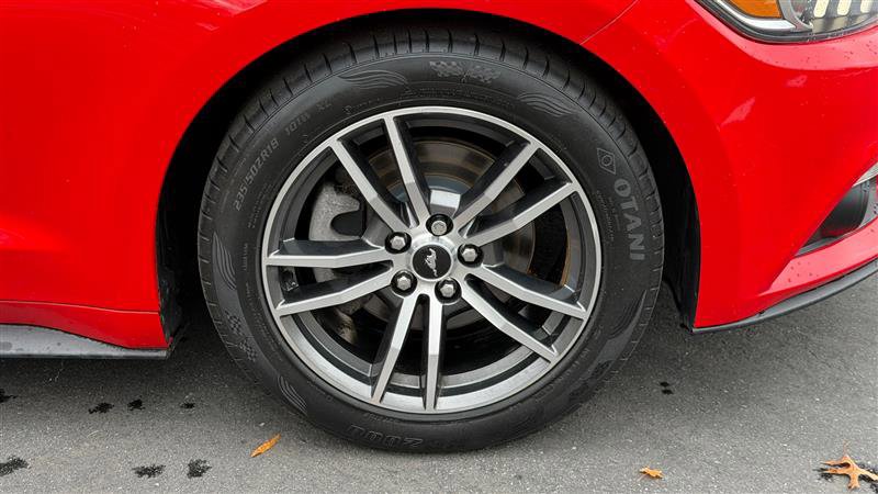 Used 2017 Ford Mustang Premium image 16