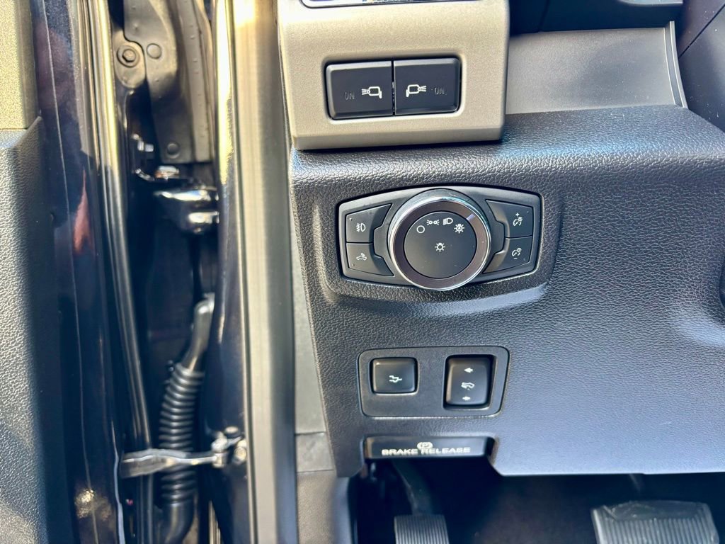 Used 2019 Ford F350 Lariat w/ Lariat Ultimate Package image 16