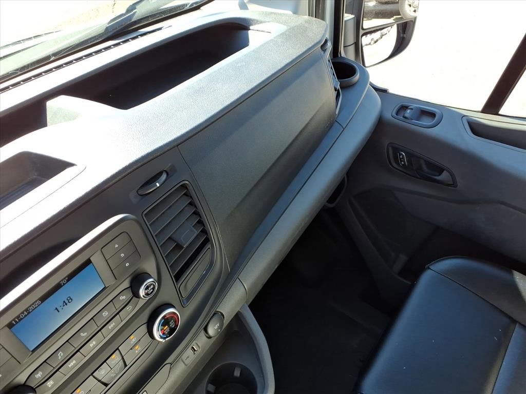 Used 2024 Ford Transit 250 148 High Roof Extended image 34