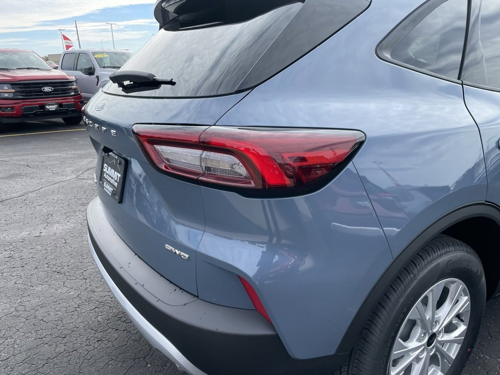 New 2026 Ford Escape Active image 32