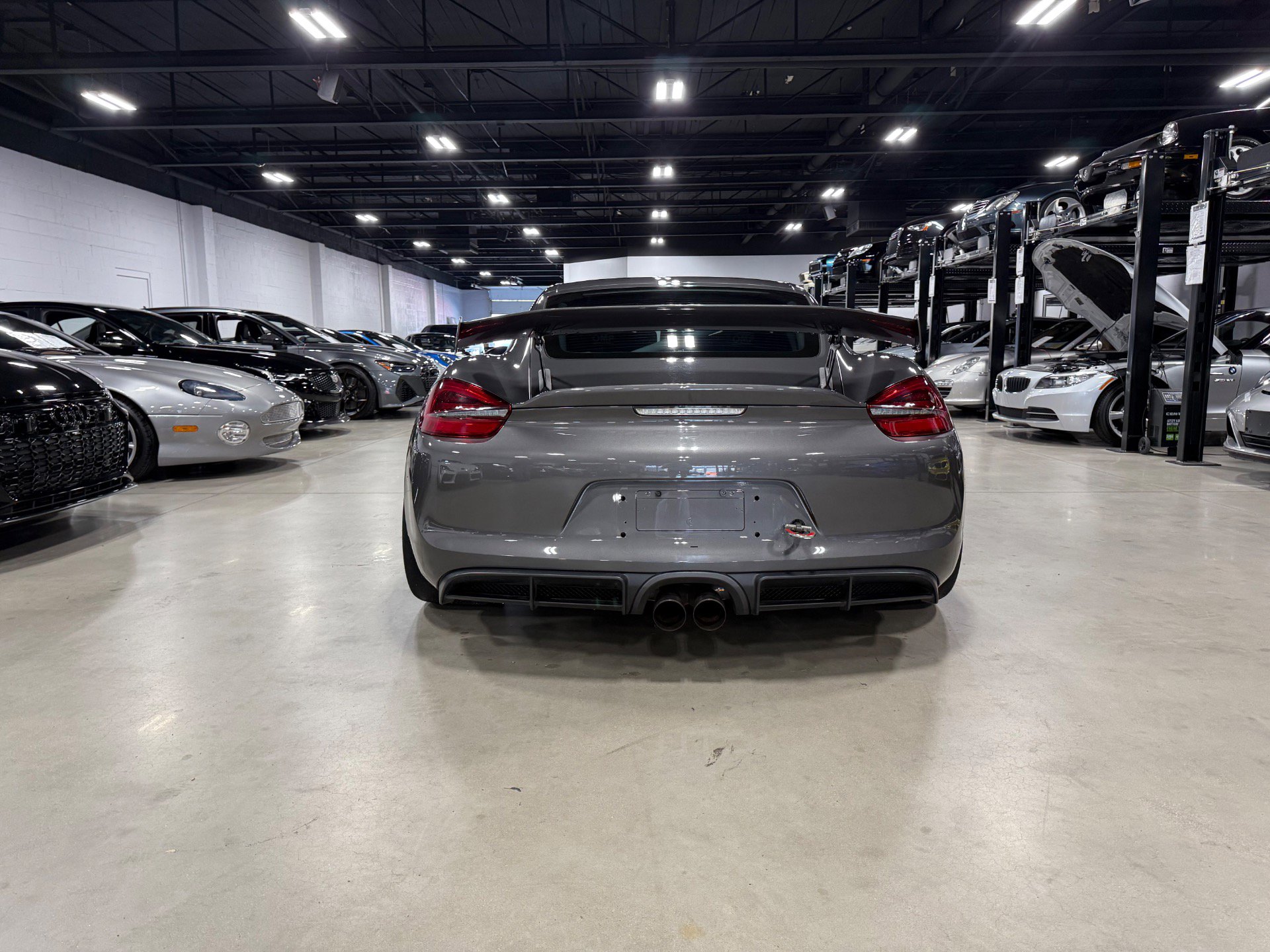 Used 2016 Porsche Cayman GT4 image 12