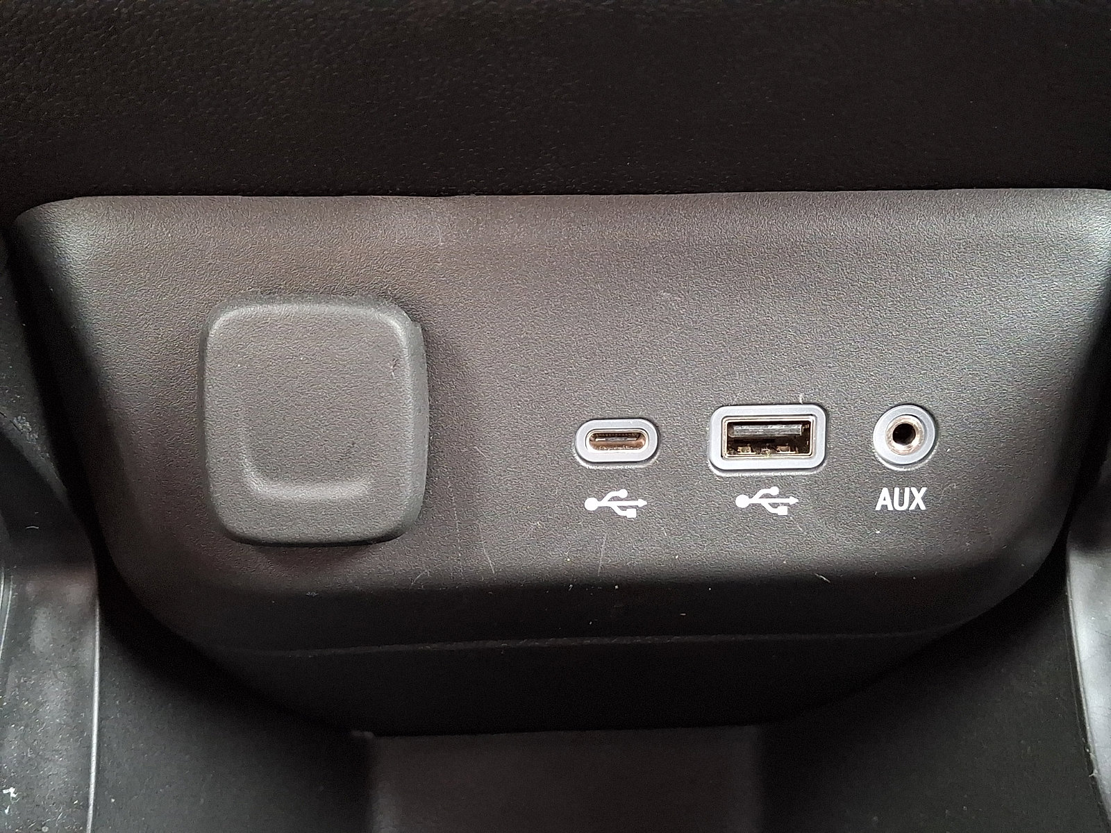 Used 2023 Chevrolet TrailBlazer RS w/ Convenience Package image 23