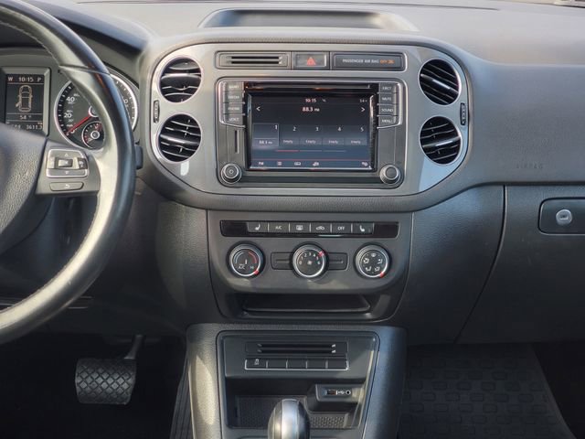 Used 2017 Volkswagen Tiguan Wolfsburg Edition image 25
