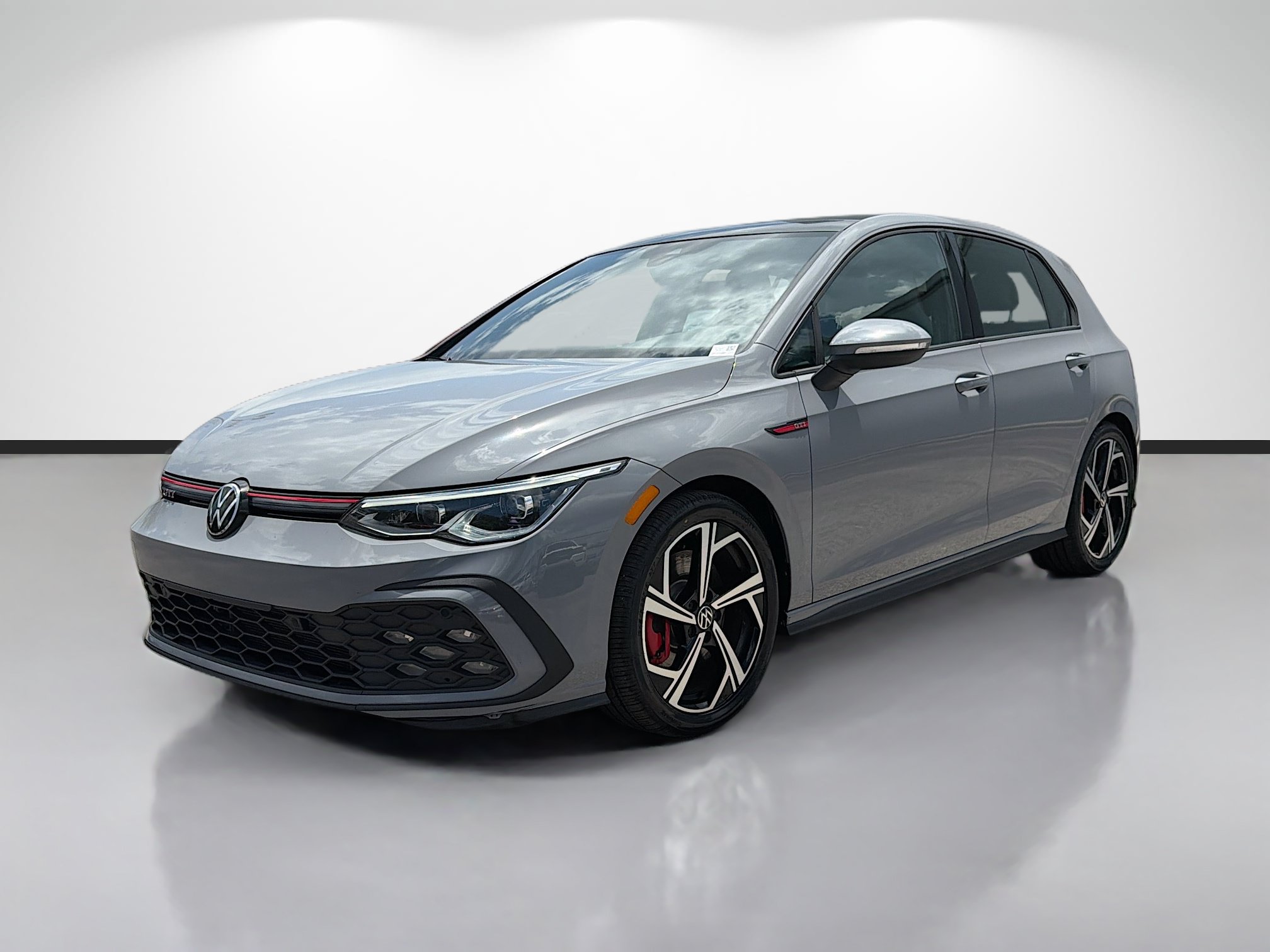 Used 2024 Volkswagen GTI SE FWD image 7