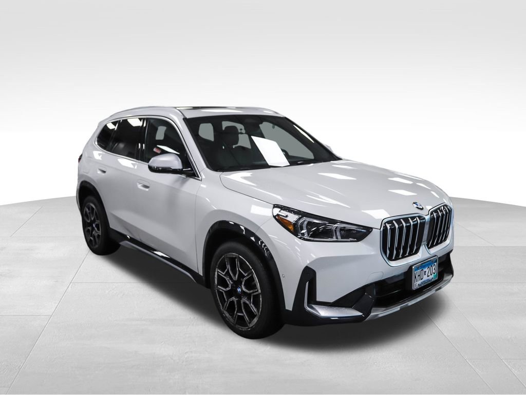 Certified 2023 BMW X1 xDrive28i w/ Convenience Package image 7