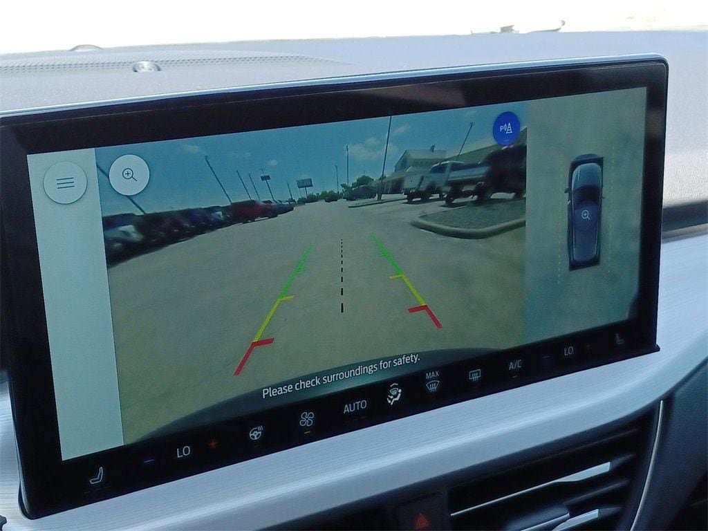 New 2025 Ford Escape Platinum w/ Premium Technology Package FWD image 17