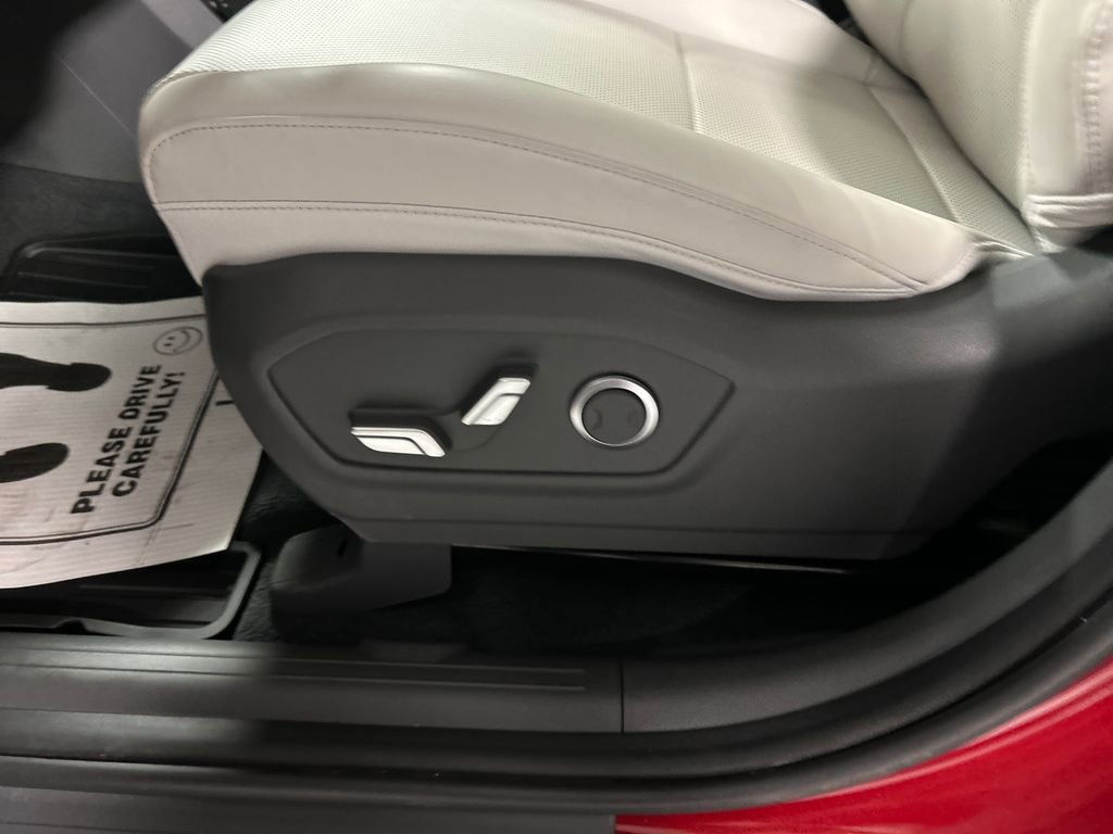 Used 2026 Hyundai Santa Fe SEL image 11