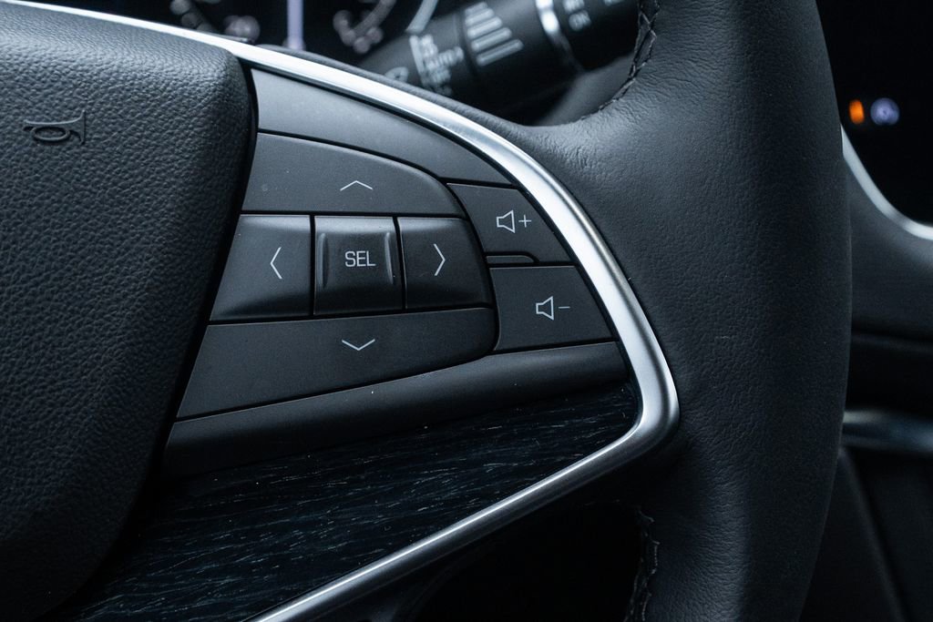 Used 2022 Cadillac XT5 Premium Luxury w/ LPO, Floor Liner Package image 19