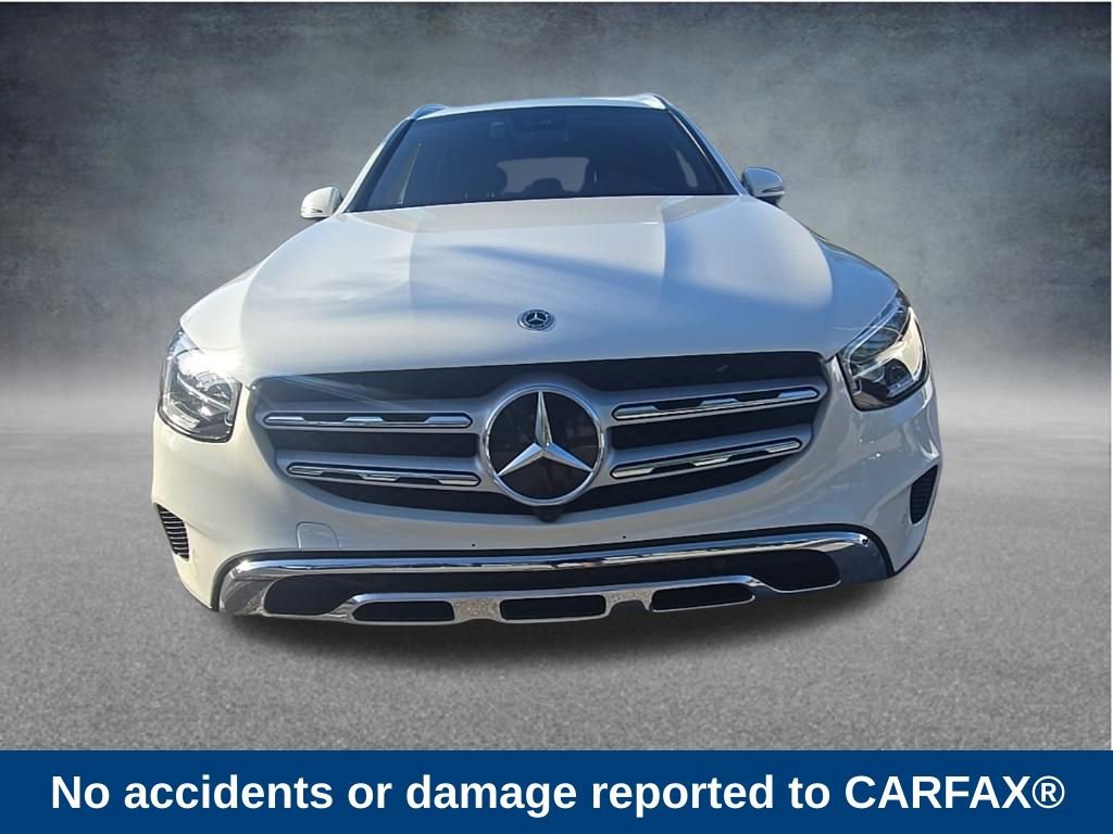 Used 2022 Mercedes-Benz GLC 300 4MATIC w/ Multimedia Package Lite image 2