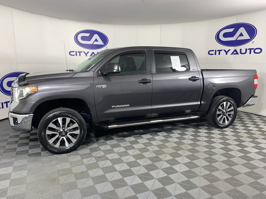 Used 2018 Toyota Tundra SR5 w/ SR5 Upgrade Package AWD/4WD image 6